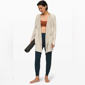 Lululemon Still Lotus Wrap *reversible* M